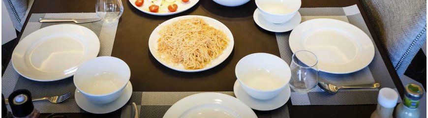 Ventajas de utilizar manteles individuales para vestir mesas de restaurante